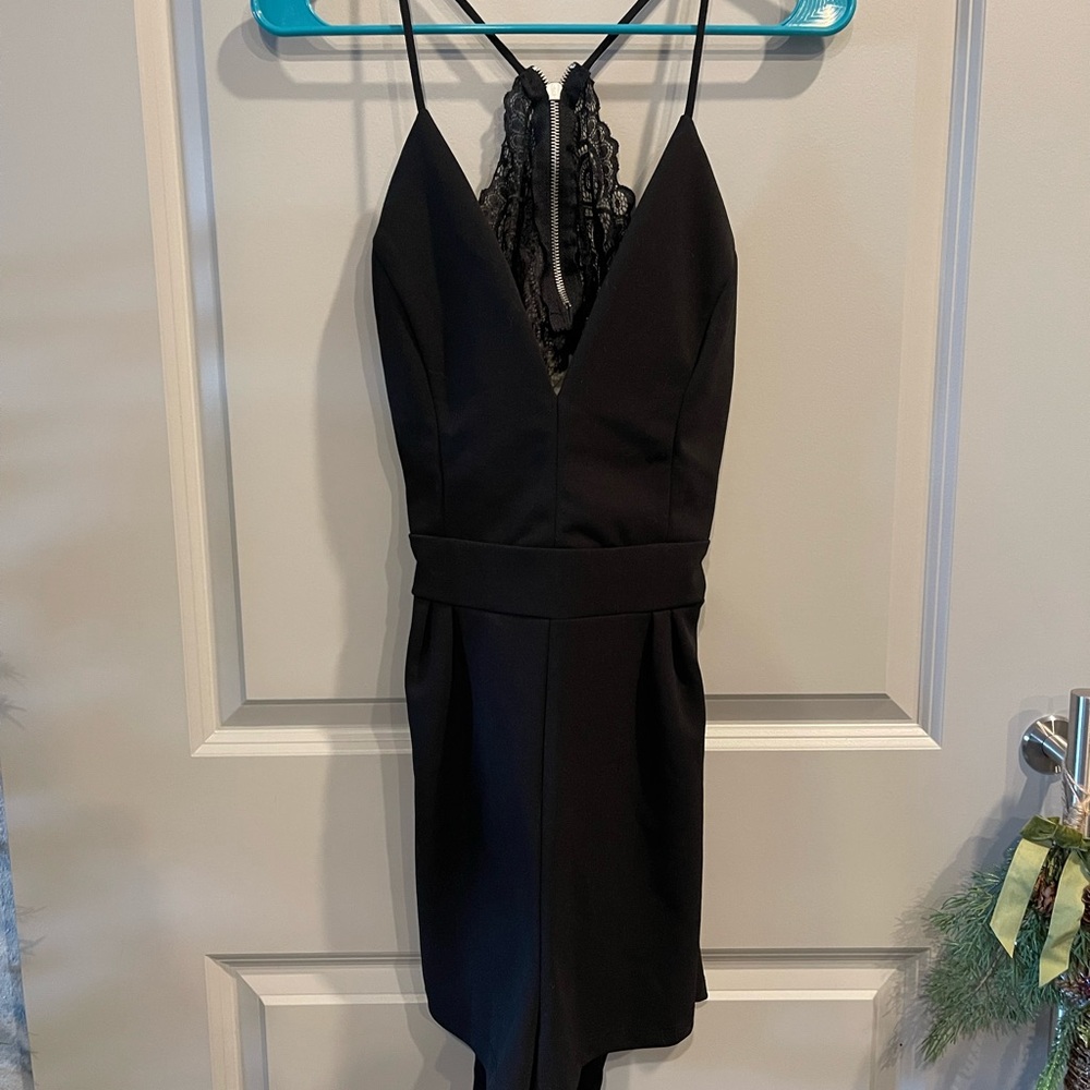 Elegant Black Lace Women’s Romper